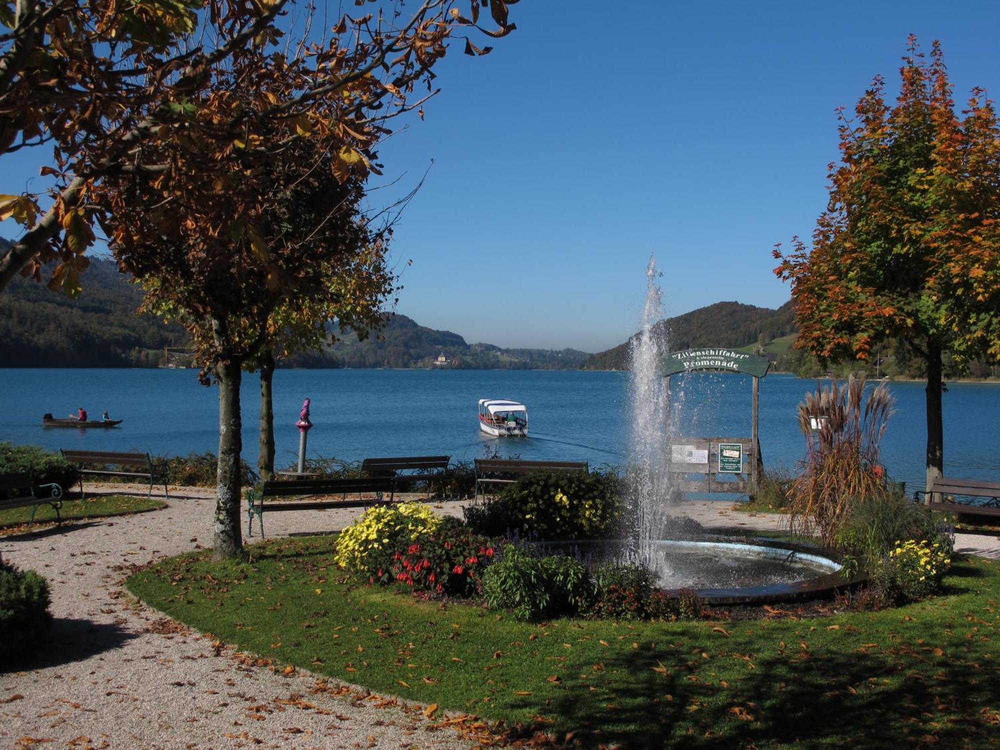 Haus Bergblick Hotel Fuschl am See Exterior photo